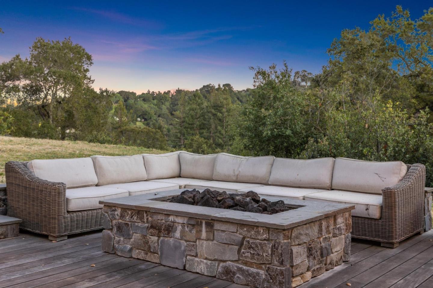 Detail Gallery Image 48 of 53 For 21842 via Regina, Saratoga,  CA 95070 - 5 Beds | 4/1 Baths