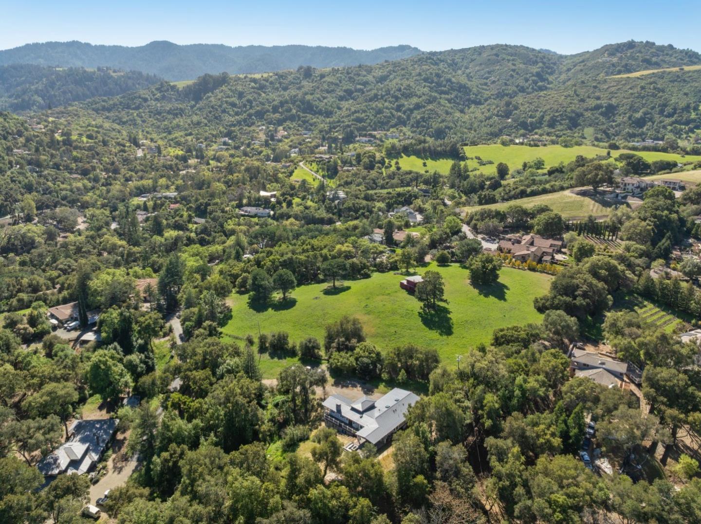 Detail Gallery Image 52 of 53 For 21842 via Regina, Saratoga,  CA 95070 - 5 Beds | 4/1 Baths