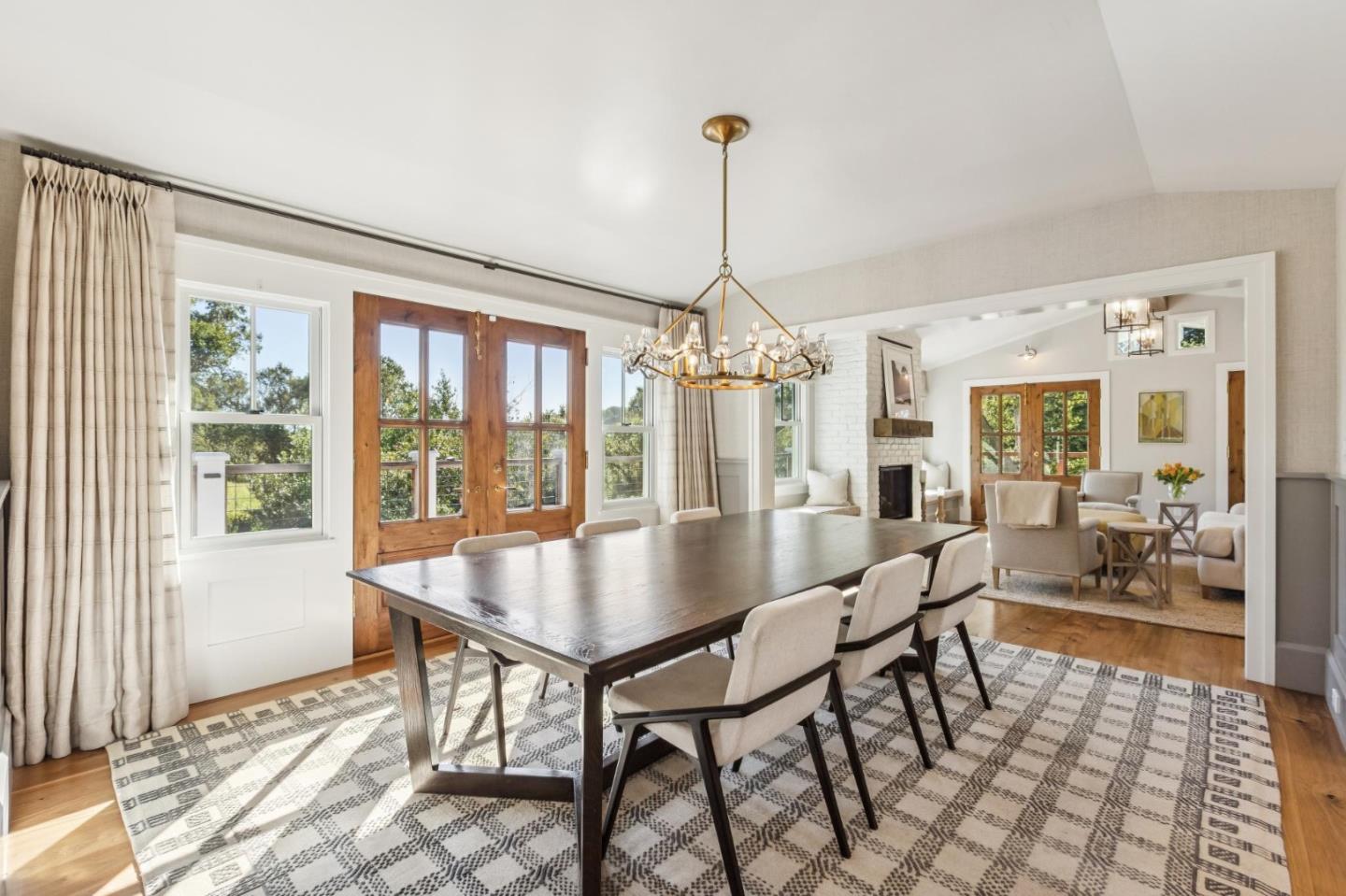 Detail Gallery Image 9 of 53 For 21842 via Regina, Saratoga,  CA 95070 - 5 Beds | 4/1 Baths