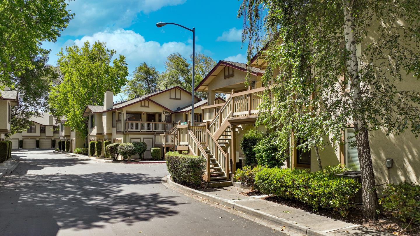 Detail Gallery Image 18 of 63 For 38694 Huntington Cir, Fremont,  CA 94536 - 2 Beds | 2 Baths