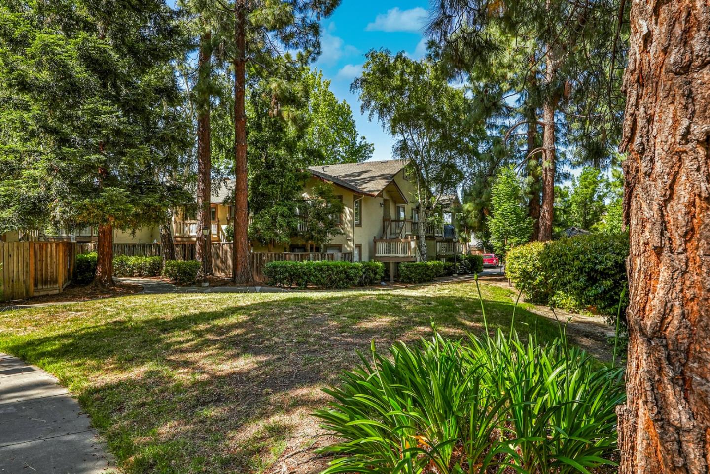 Detail Gallery Image 40 of 63 For 38694 Huntington Cir, Fremont,  CA 94536 - 2 Beds | 2 Baths