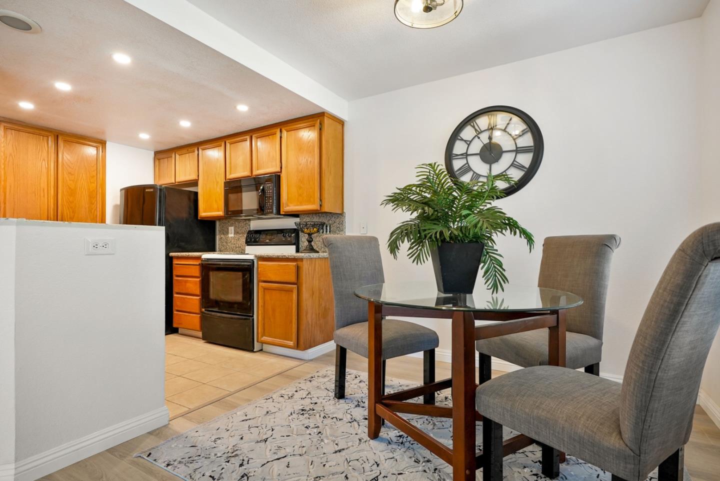 Detail Gallery Image 48 of 63 For 38694 Huntington Cir, Fremont,  CA 94536 - 2 Beds | 2 Baths