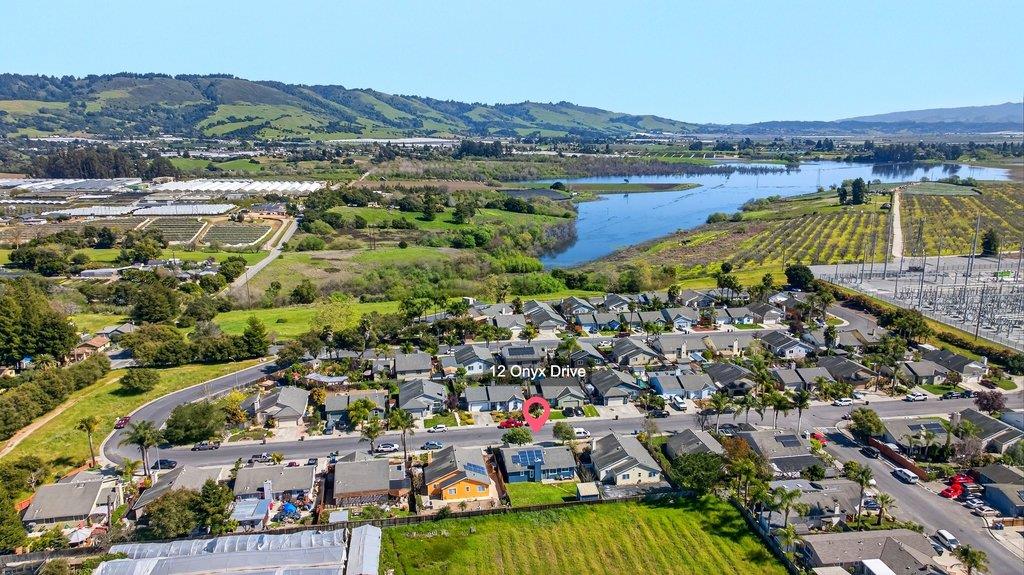 Detail Gallery Image 33 of 36 For 120 Onyx Dr, Watsonville,  CA 95076 - 3 Beds | 2 Baths