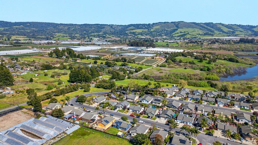 Detail Gallery Image 35 of 36 For 120 Onyx Dr, Watsonville,  CA 95076 - 3 Beds | 2 Baths