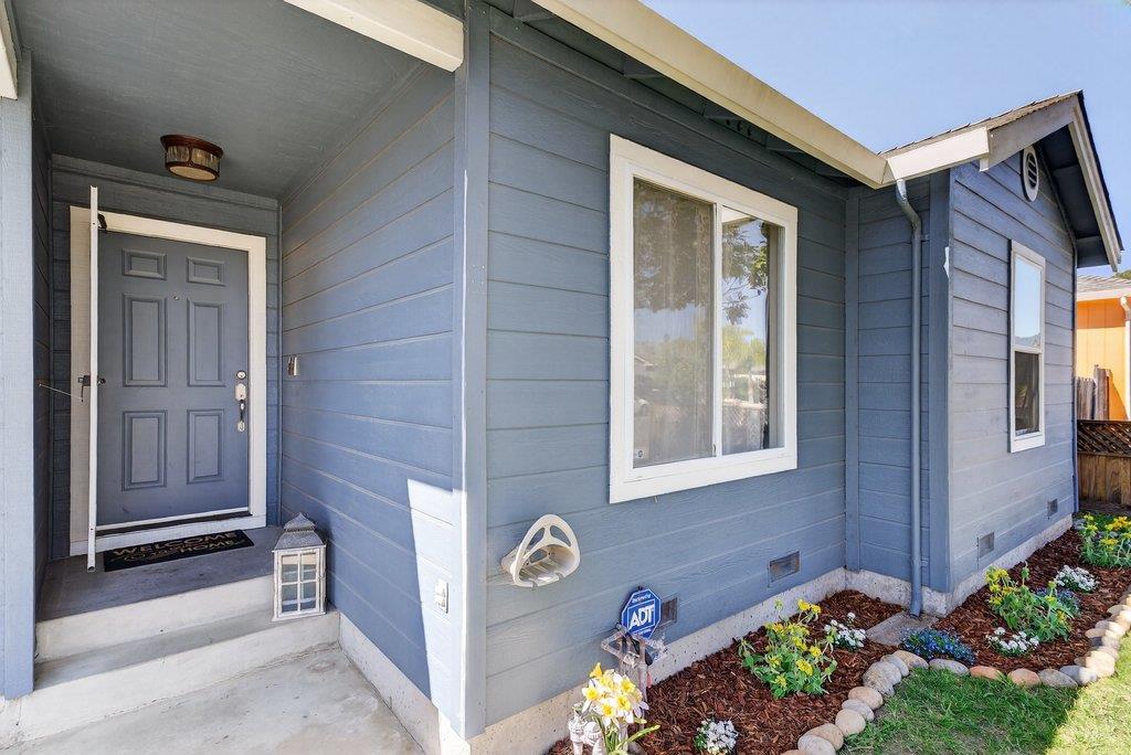 Detail Gallery Image 4 of 36 For 120 Onyx Dr, Watsonville,  CA 95076 - 3 Beds | 2 Baths
