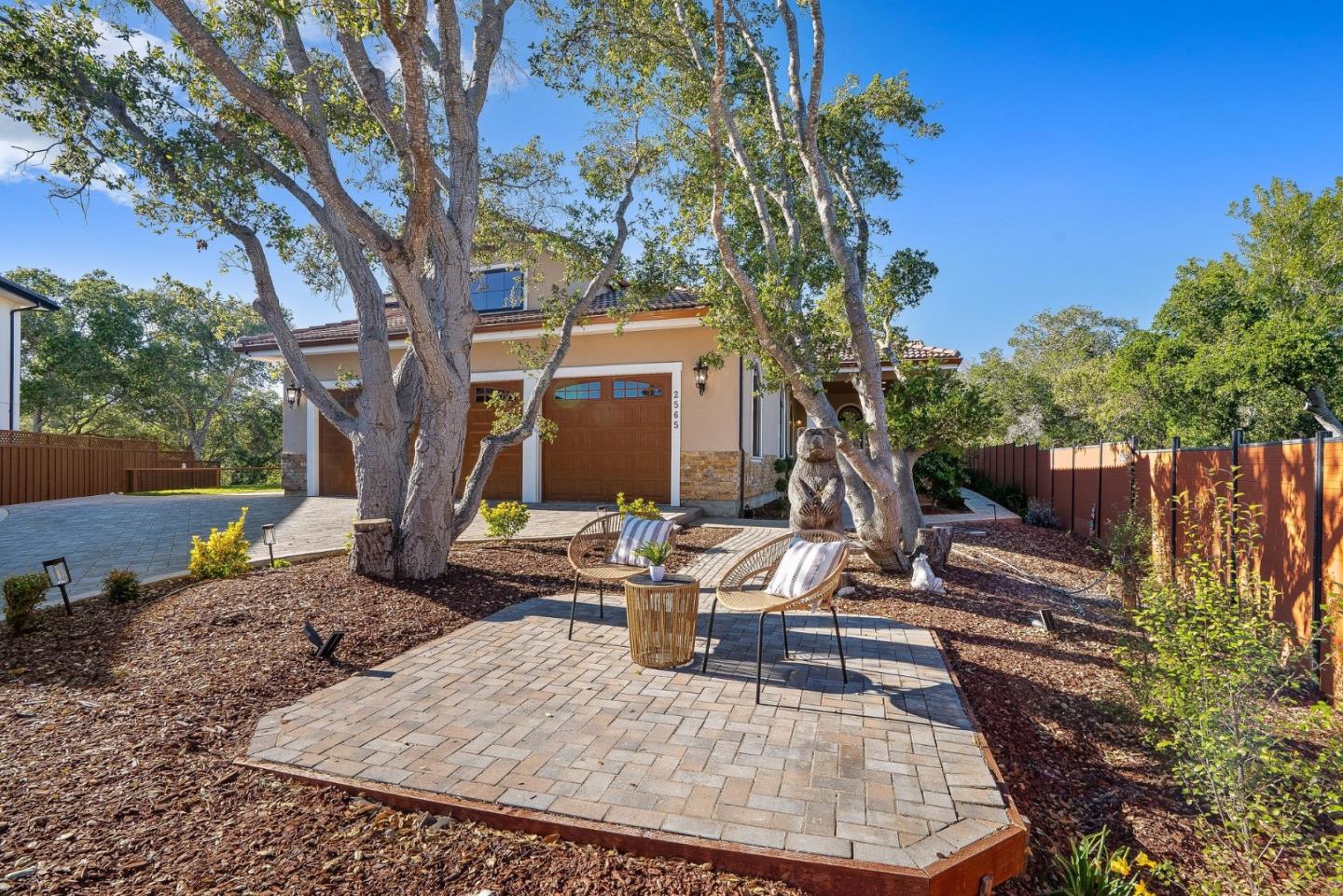 Detail Gallery Image 2 of 81 For 2565 Benson Ave, Santa Cruz,  CA 95065 - 6 Beds | 4/1 Baths