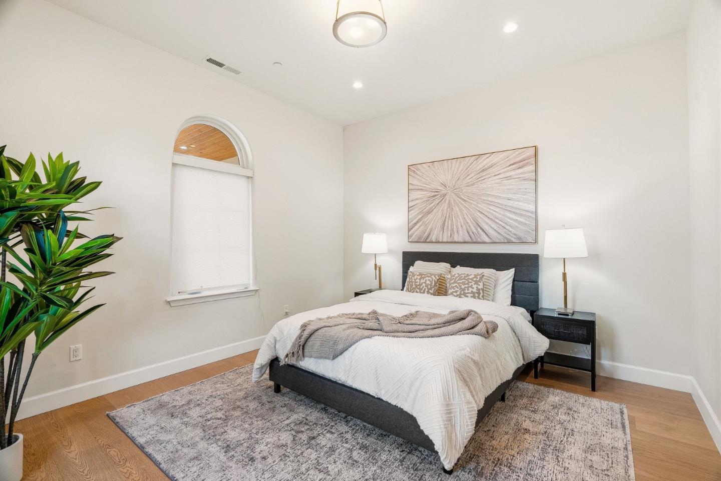 Detail Gallery Image 39 of 81 For 2565 Benson Ave, Santa Cruz,  CA 95065 - 6 Beds | 4/1 Baths