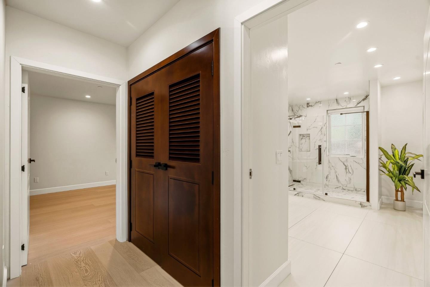 Detail Gallery Image 43 of 81 For 2565 Benson Ave, Santa Cruz,  CA 95065 - 6 Beds | 4/1 Baths