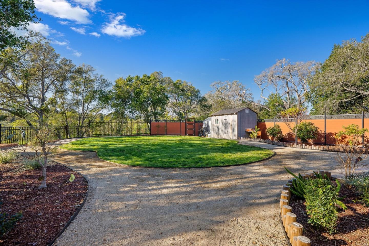 Detail Gallery Image 65 of 81 For 2565 Benson Ave, Santa Cruz,  CA 95065 - 6 Beds | 4/1 Baths