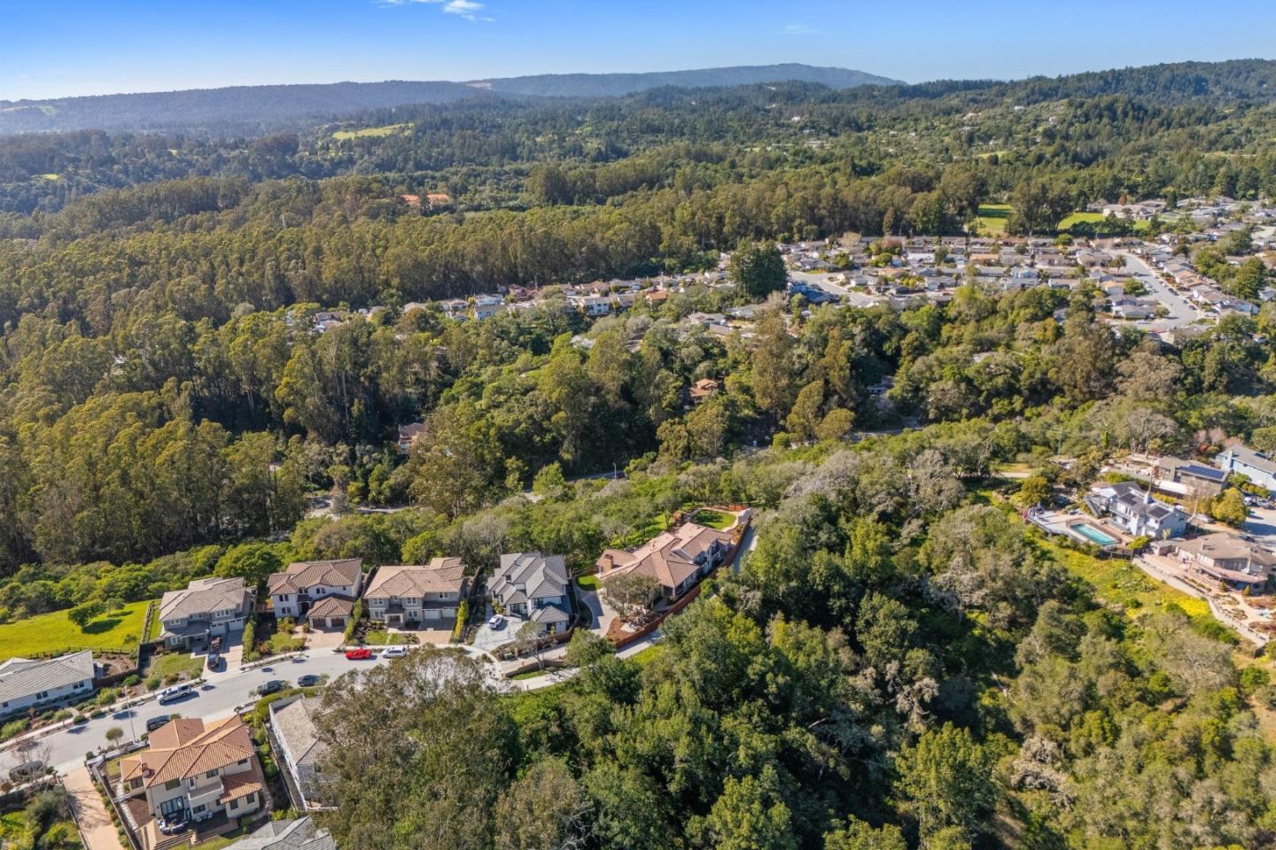 Detail Gallery Image 75 of 81 For 2565 Benson Ave, Santa Cruz,  CA 95065 - 6 Beds | 4/1 Baths