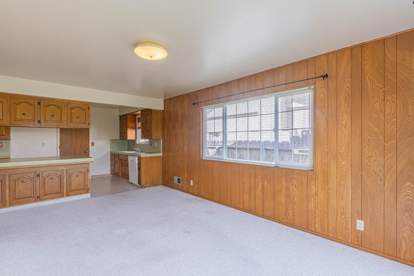 Detail Gallery Image 15 of 32 For 1115 San Angelo Dr, Salinas,  CA 93901 - 3 Beds | 2 Baths