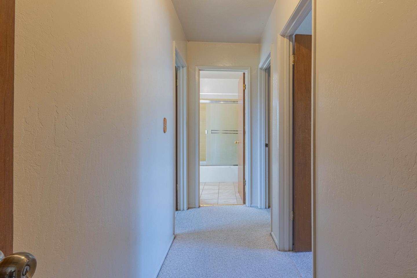 Detail Gallery Image 19 of 32 For 1115 San Angelo Dr, Salinas,  CA 93901 - 3 Beds | 2 Baths