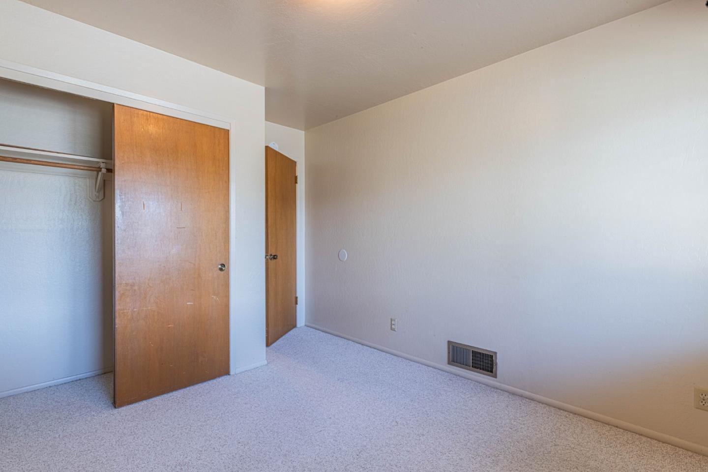 Detail Gallery Image 26 of 32 For 1115 San Angelo Dr, Salinas,  CA 93901 - 3 Beds | 2 Baths