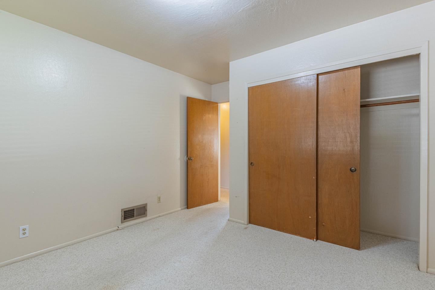 Detail Gallery Image 28 of 32 For 1115 San Angelo Dr, Salinas,  CA 93901 - 3 Beds | 2 Baths