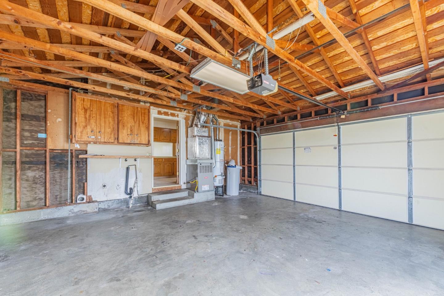 Detail Gallery Image 31 of 32 For 1115 San Angelo Dr, Salinas,  CA 93901 - 3 Beds | 2 Baths