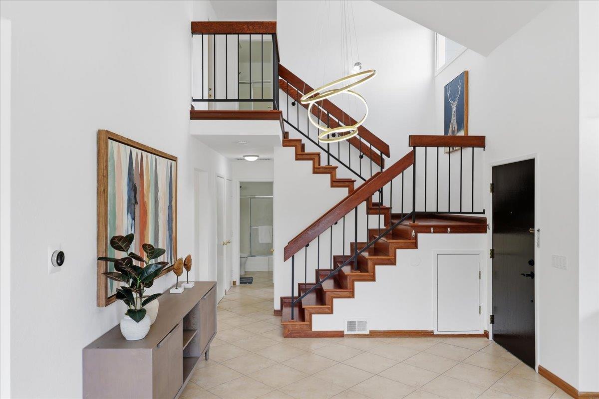 Detail Gallery Image 18 of 83 For 408 Green Hills Dr, Millbrae,  CA 94030 - 4 Beds | 3 Baths