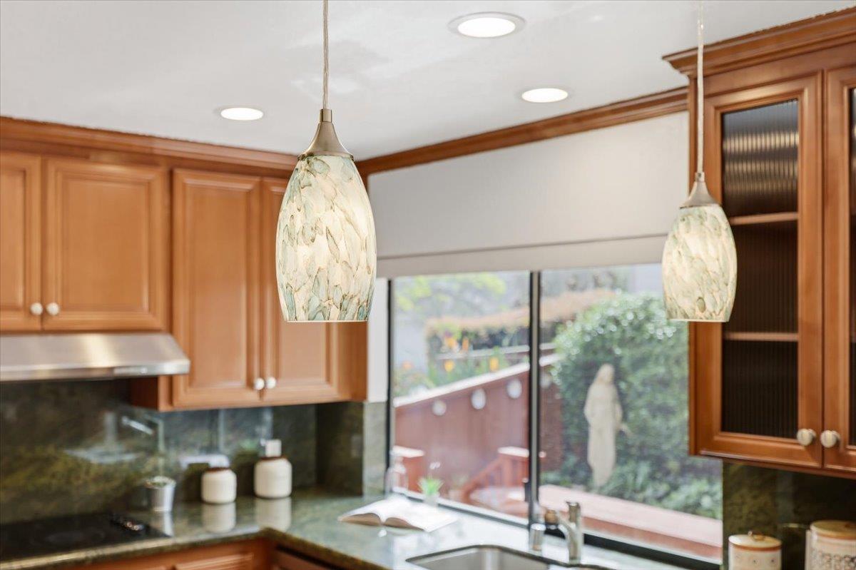 Detail Gallery Image 29 of 83 For 408 Green Hills Dr, Millbrae,  CA 94030 - 4 Beds | 3 Baths