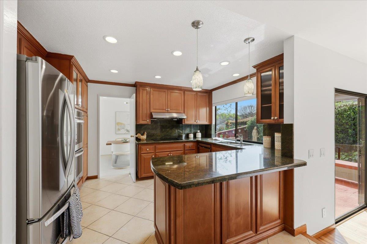 Detail Gallery Image 30 of 83 For 408 Green Hills Dr, Millbrae,  CA 94030 - 4 Beds | 3 Baths