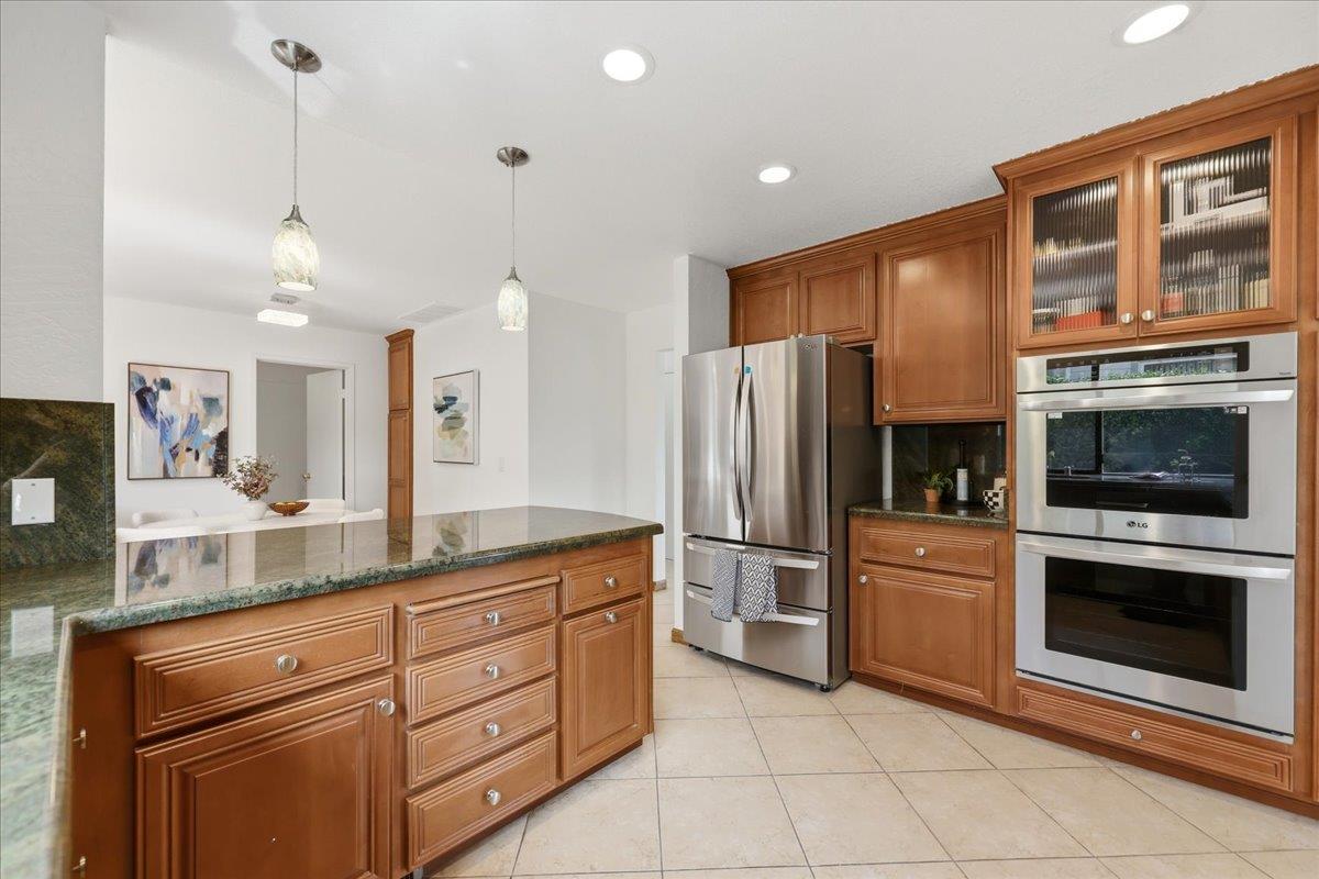 Detail Gallery Image 35 of 83 For 408 Green Hills Dr, Millbrae,  CA 94030 - 4 Beds | 3 Baths