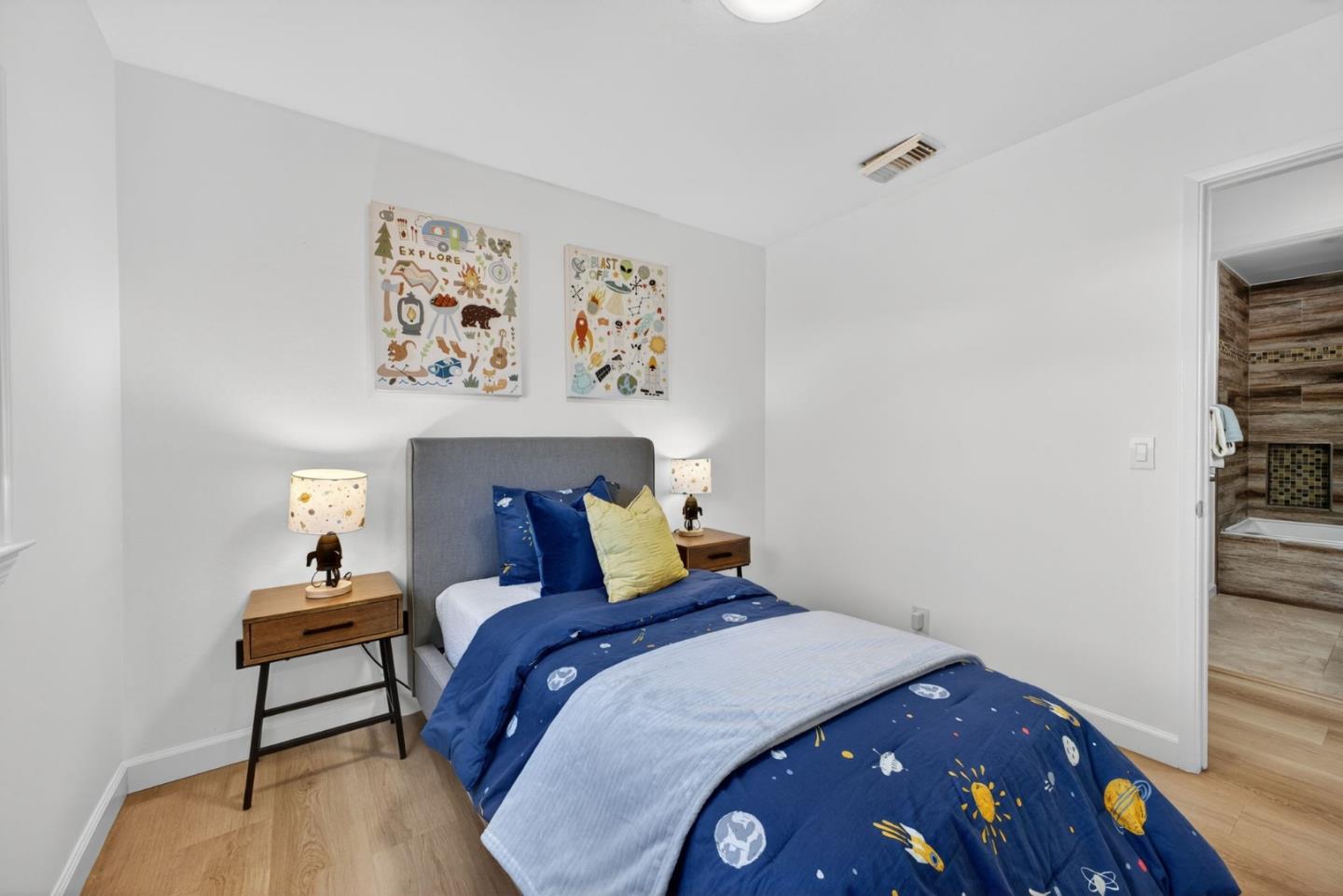 Detail Gallery Image 21 of 28 For 5601 Drysdale Dr, San Jose,  CA 95124 - 4 Beds | 2 Baths