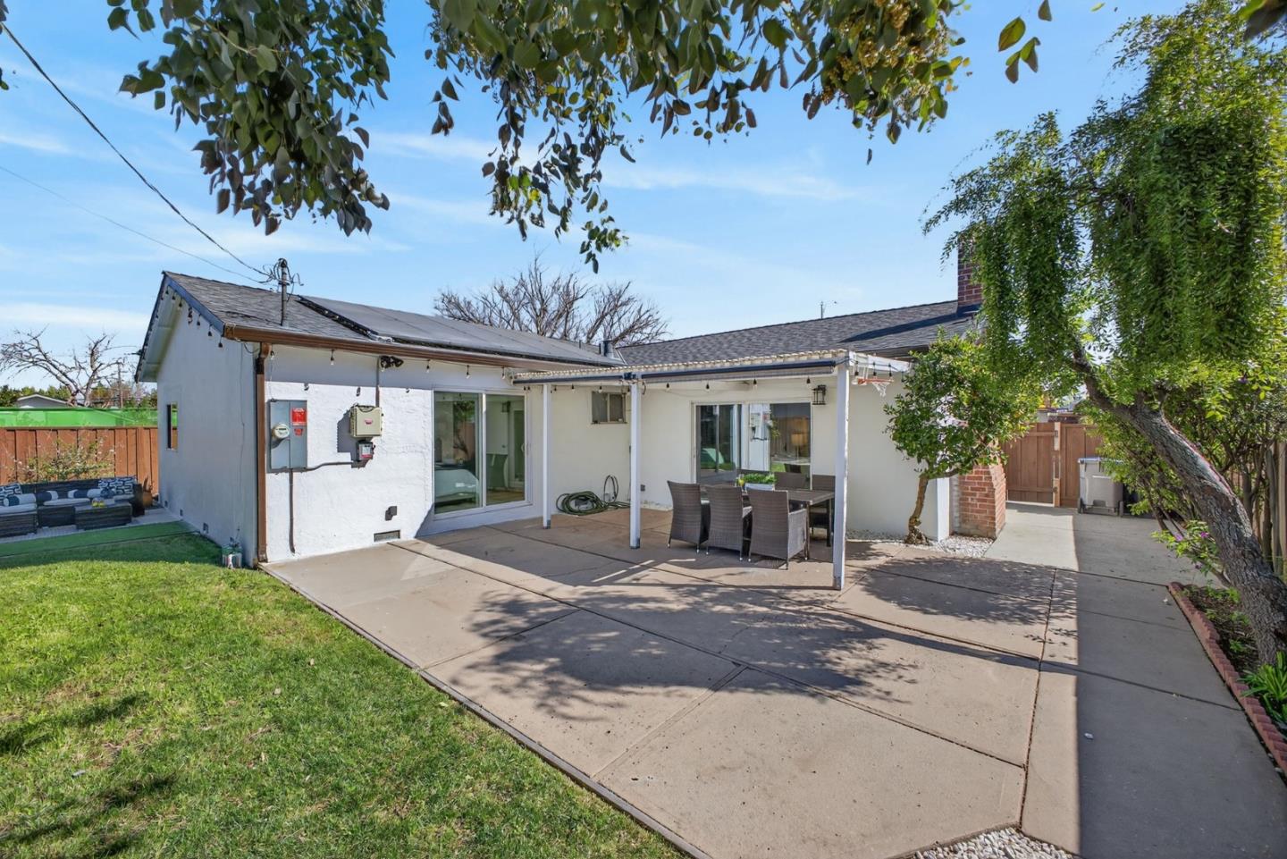 Detail Gallery Image 22 of 28 For 5601 Drysdale Dr, San Jose,  CA 95124 - 4 Beds | 2 Baths