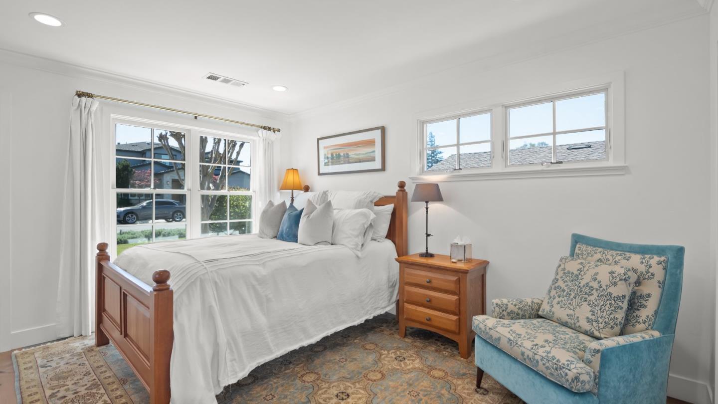 Detail Gallery Image 14 of 27 For 1857 Cabana Dr, San Jose,  CA 95125 - 4 Beds | 2/1 Baths