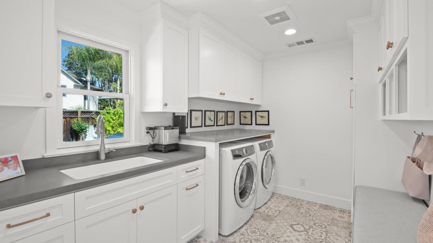 Detail Gallery Image 19 of 27 For 1857 Cabana Dr, San Jose,  CA 95125 - 4 Beds | 2/1 Baths