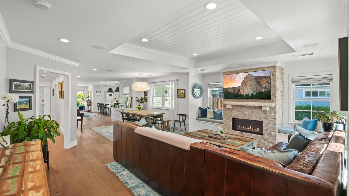 Detail Gallery Image 3 of 27 For 1857 Cabana Dr, San Jose,  CA 95125 - 4 Beds | 2/1 Baths