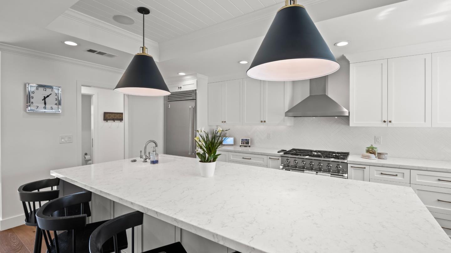 Detail Gallery Image 7 of 27 For 1857 Cabana Dr, San Jose,  CA 95125 - 4 Beds | 2/1 Baths