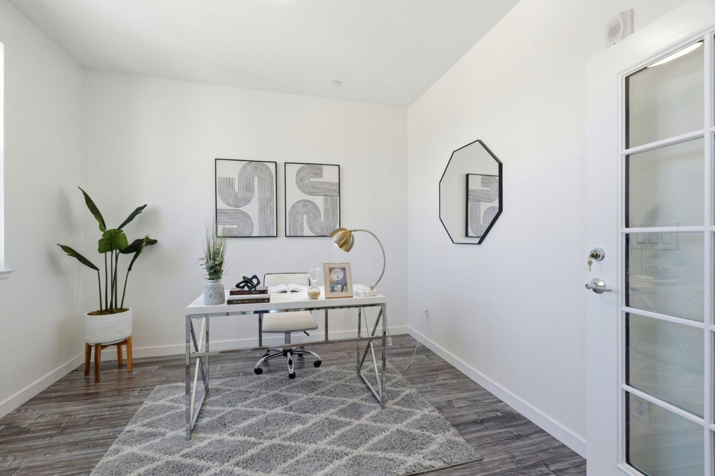 Detail Gallery Image 12 of 32 For 1985 Mahuron, San Jose,  CA 95133 - 4 Beds | 3 Baths