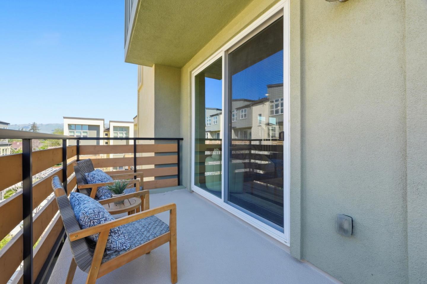 Detail Gallery Image 28 of 32 For 1985 Mahuron, San Jose,  CA 95133 - 4 Beds | 3 Baths