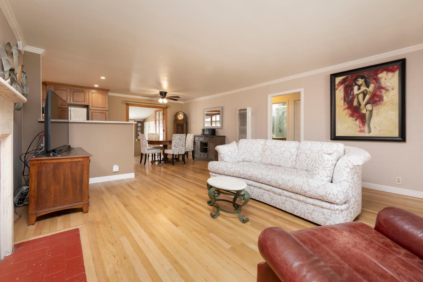 Detail Gallery Image 8 of 30 For 18 Yarnall Pl, Redwood City,  CA 94063 - 3 Beds | 2 Baths