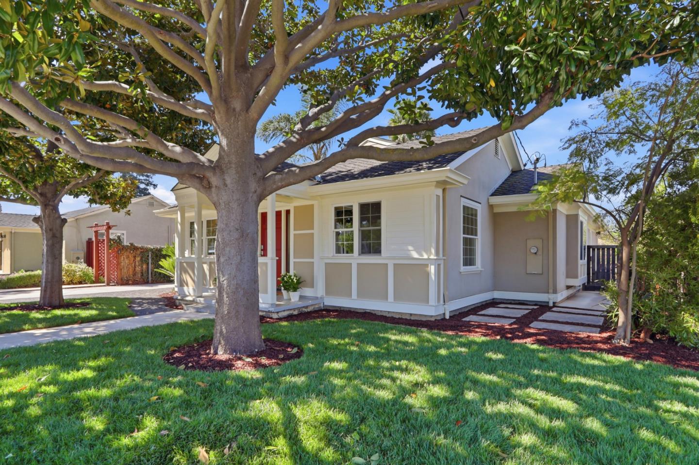 Detail Gallery Image 2 of 65 For 441 S Henry Ave, San Jose,  CA 95117 - 3 Beds | 2 Baths