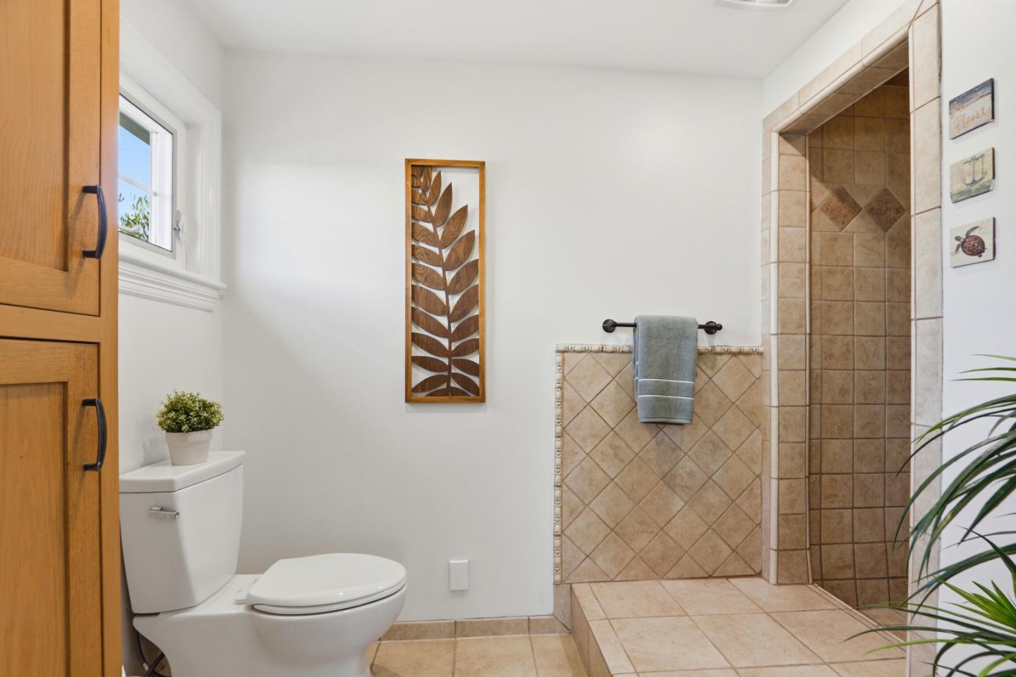 Detail Gallery Image 33 of 65 For 441 S Henry Ave, San Jose,  CA 95117 - 3 Beds | 2 Baths