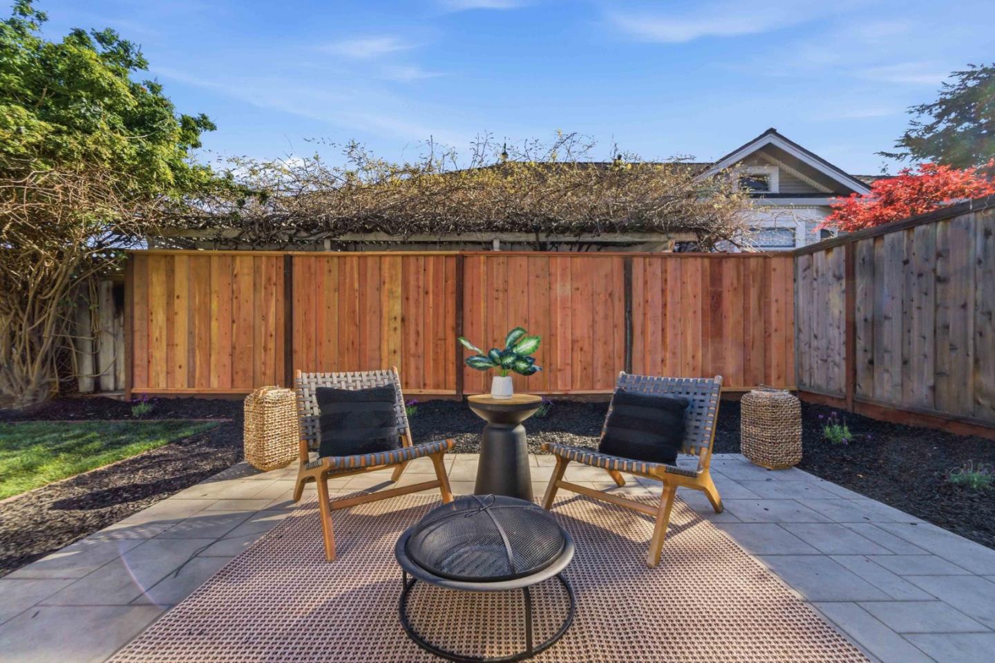 Detail Gallery Image 29 of 33 For 2488 Kenwood Ave, San Jose,  CA 95128 - 4 Beds | 3 Baths