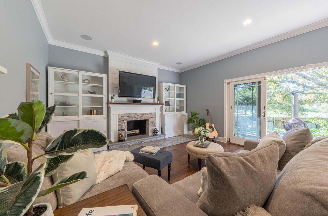 Detail Gallery Image 12 of 43 For 9390 Holly Oak Way, Salinas,  CA 93907 - 4 Beds | 2 Baths