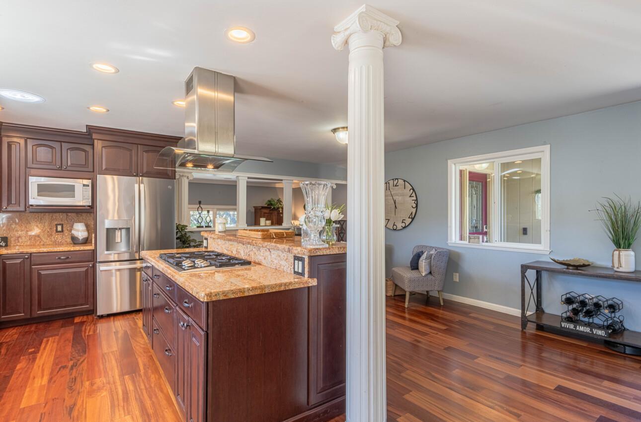 Detail Gallery Image 19 of 43 For 9390 Holly Oak Way, Salinas,  CA 93907 - 4 Beds | 2 Baths