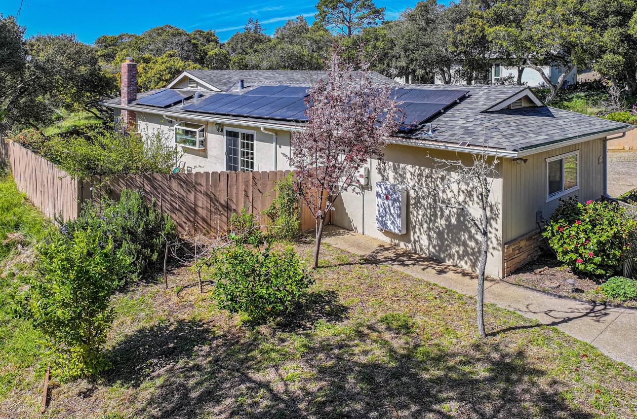 Detail Gallery Image 6 of 43 For 9390 Holly Oak Way, Salinas,  CA 93907 - 4 Beds | 2 Baths