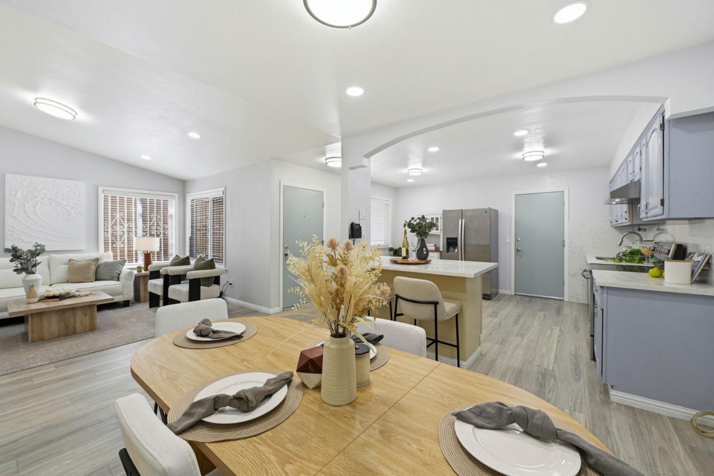 Detail Gallery Image 18 of 39 For 2130 Nottoway Ave, San Jose,  CA 95116 - 3 Beds | 2 Baths