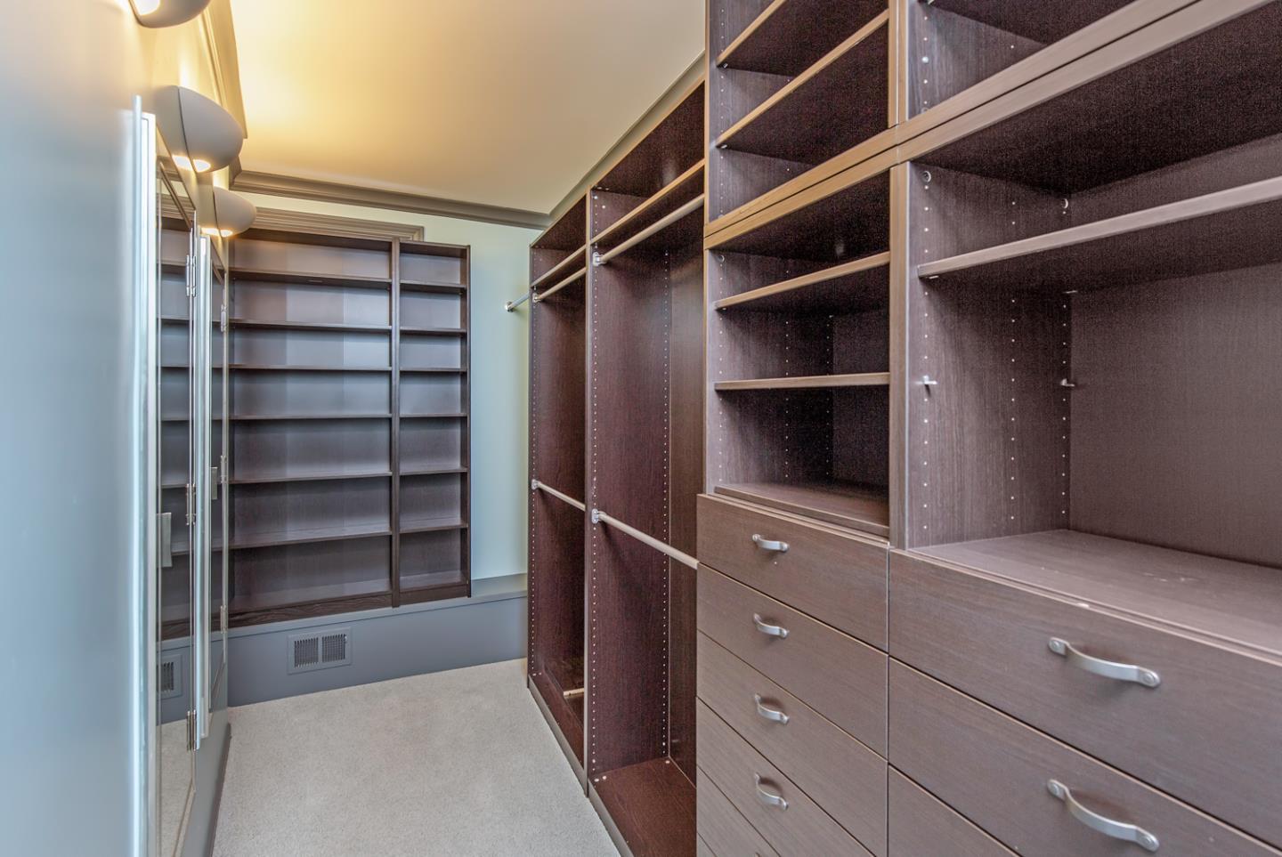 Detail Gallery Image 15 of 26 For 835 La Honda Rd, Woodside,  CA 94062 - 4 Beds | 3/1 Baths