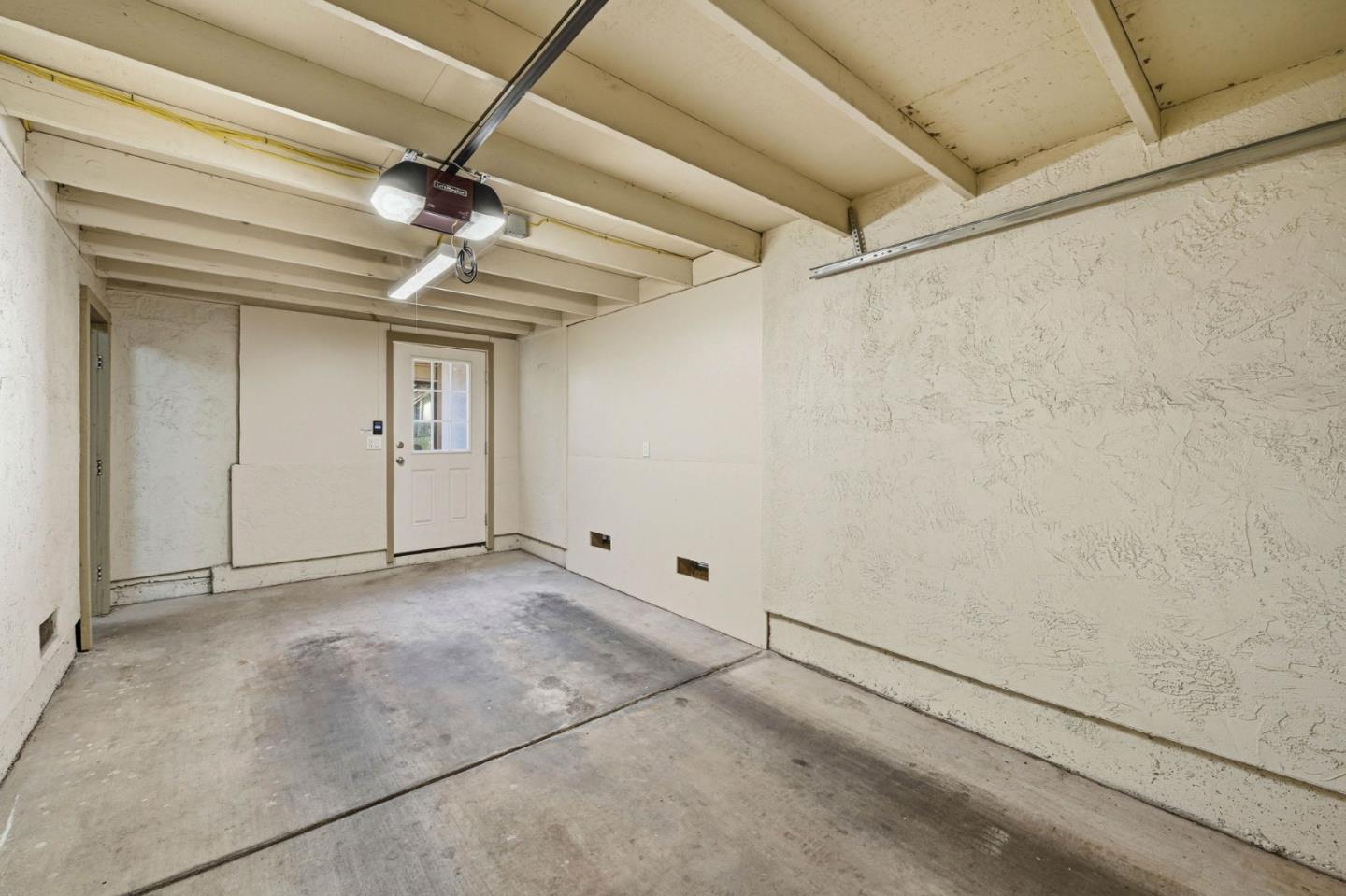 Detail Gallery Image 27 of 45 For 8124 Cabernet Ct, San Jose,  CA 95135 - 2 Beds | 2 Baths