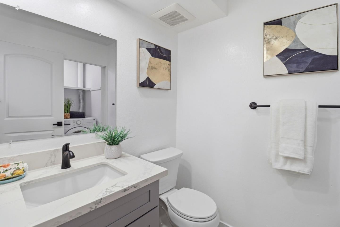 Detail Gallery Image 28 of 42 For 1034 Gull Ave, Foster City,  CA 94404 - 4 Beds | 2/1 Baths