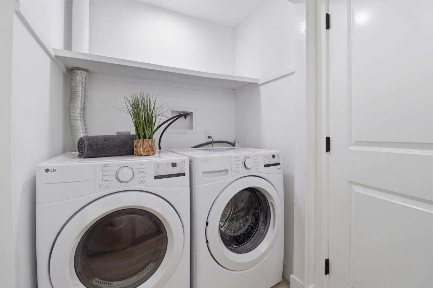 Detail Gallery Image 29 of 42 For 1034 Gull Ave, Foster City,  CA 94404 - 4 Beds | 2/1 Baths