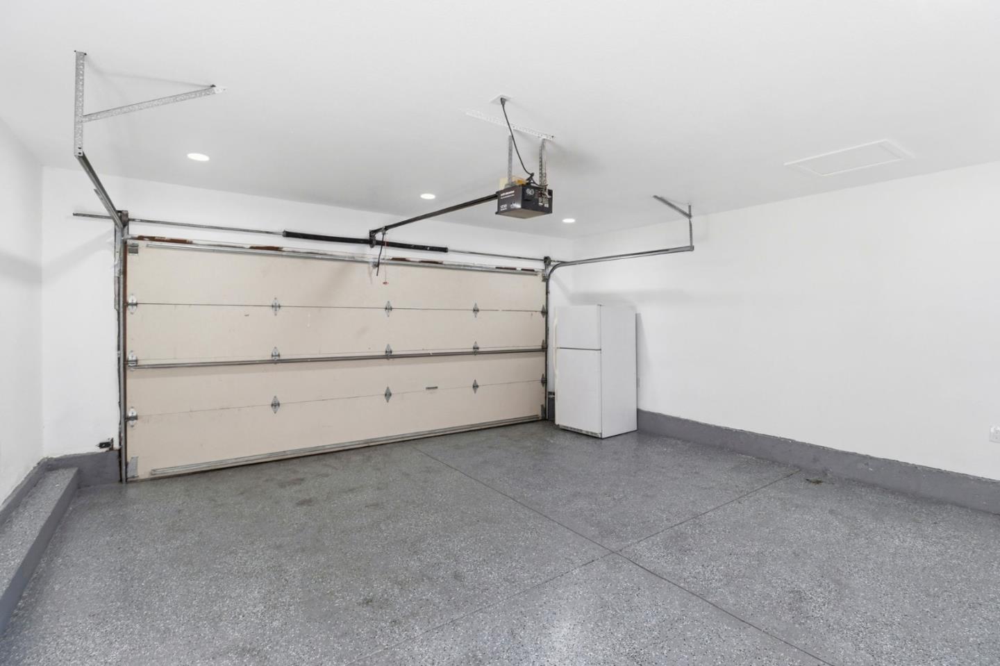 Detail Gallery Image 34 of 42 For 1034 Gull Ave, Foster City,  CA 94404 - 4 Beds | 2/1 Baths