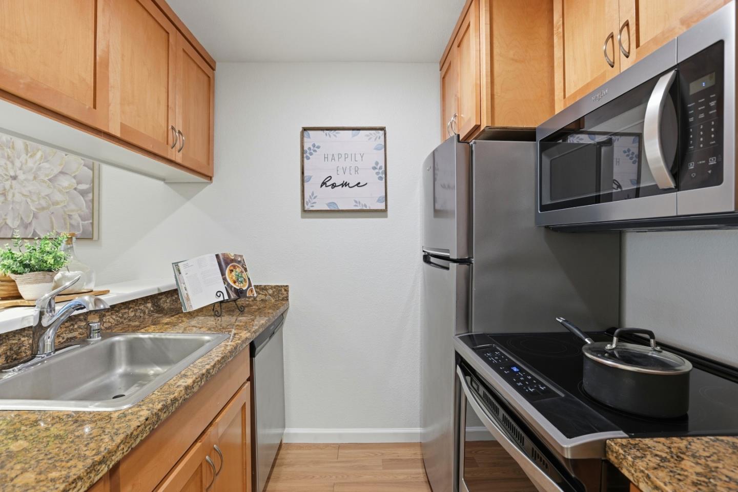 Detail Gallery Image 7 of 33 For 8150 Shelter Creek Ln, San Bruno,  CA 94066 - 0 Beds | 1 Baths