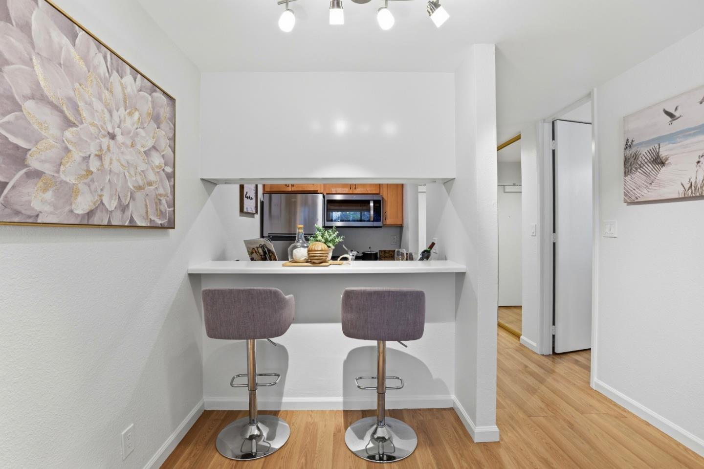 Detail Gallery Image 9 of 33 For 8150 Shelter Creek Ln, San Bruno,  CA 94066 - 0 Beds | 1 Baths