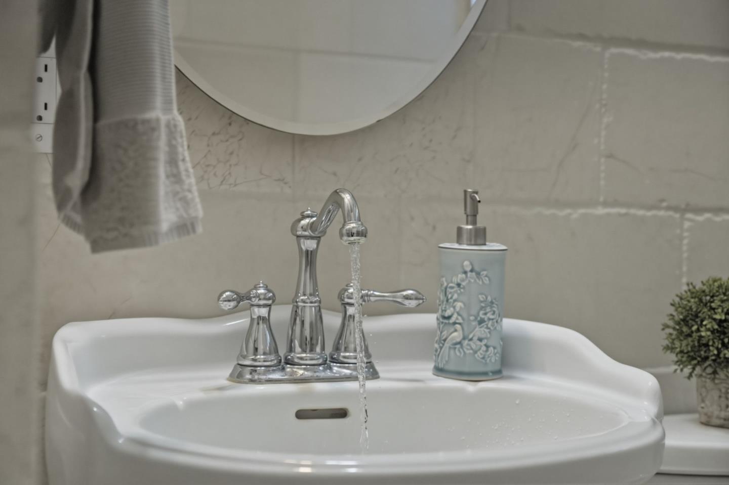 Detail Gallery Image 17 of 38 For 533 Tigerwood Way, San Jose,  CA 95111 - 3 Beds | 2 Baths