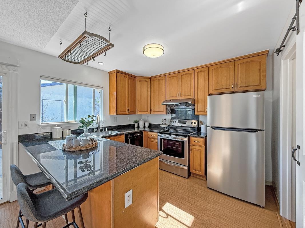 Detail Gallery Image 4 of 42 For 2610 Autumnvale Dr, San Jose,  CA 95132 - 2 Beds | 1 Baths