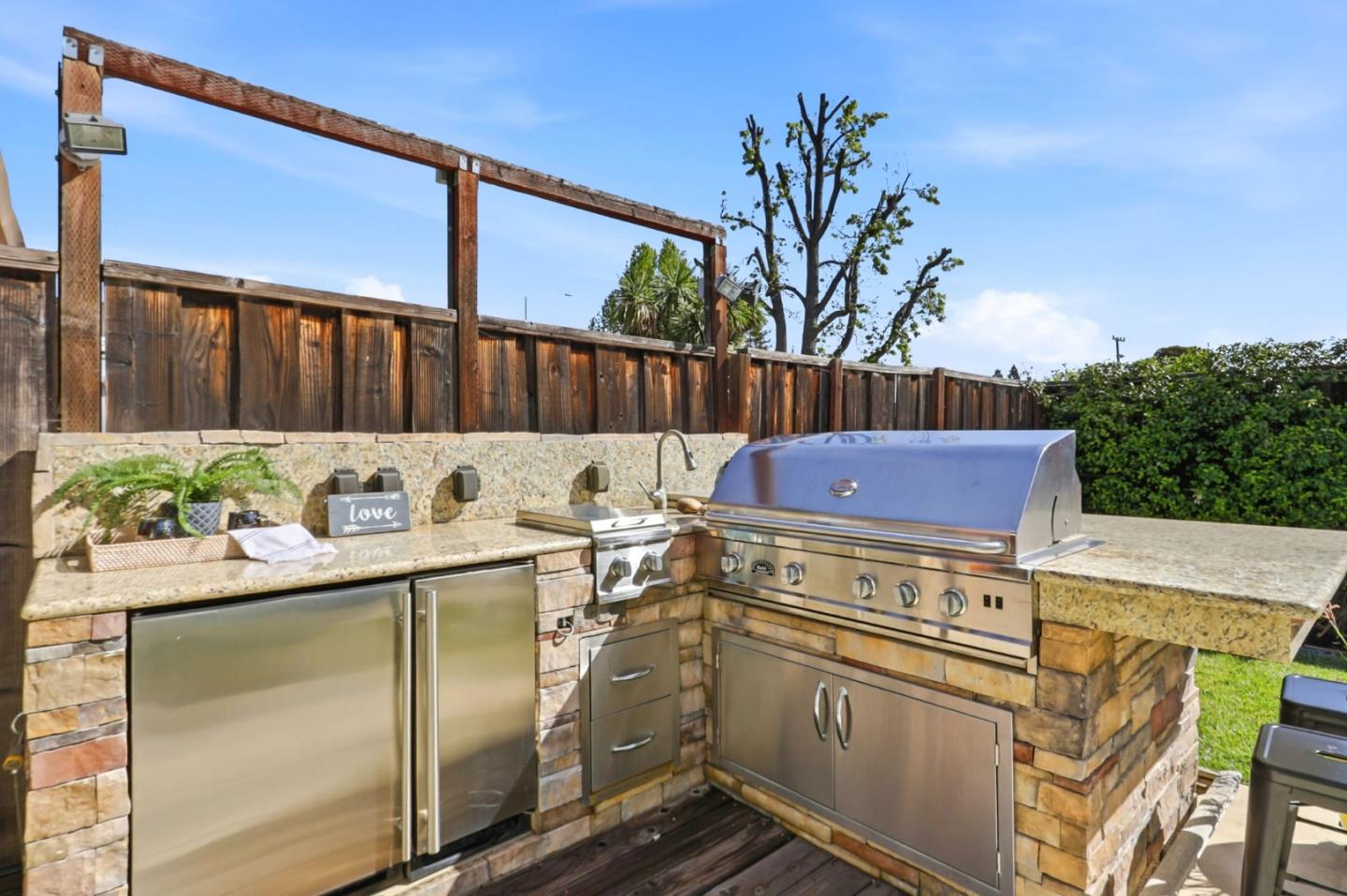 Detail Gallery Image 11 of 65 For 2949-2951 Driftwood Dr, San Jose,  CA 95128 - – Beds | – Baths