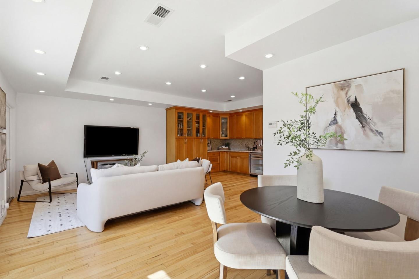 Detail Gallery Image 16 of 65 For 2949-2951 Driftwood Dr, San Jose,  CA 95128 - – Beds | – Baths